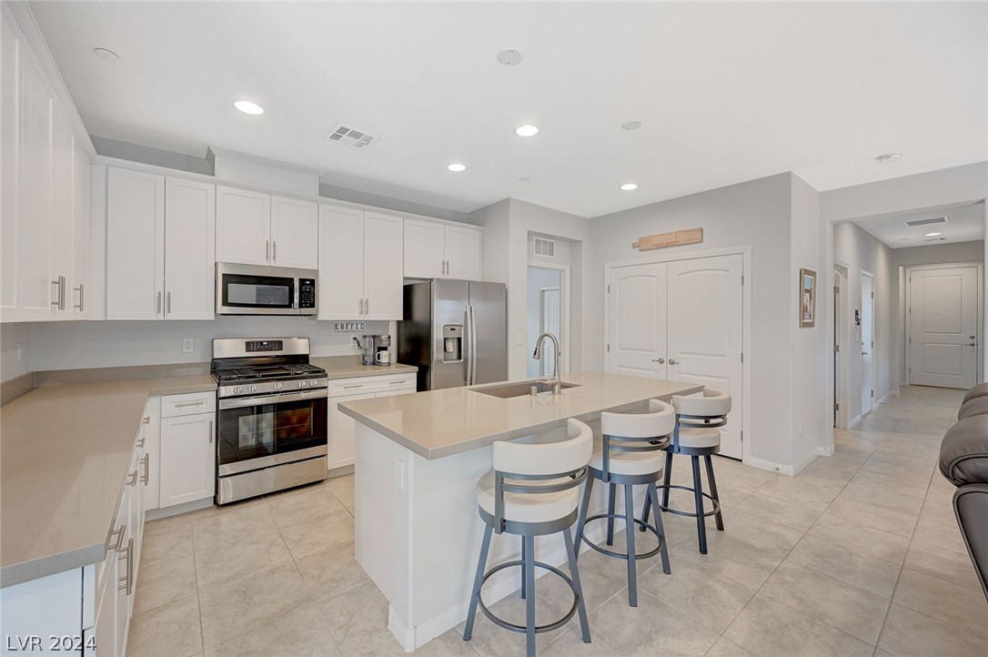 305 Crescent Verse Street