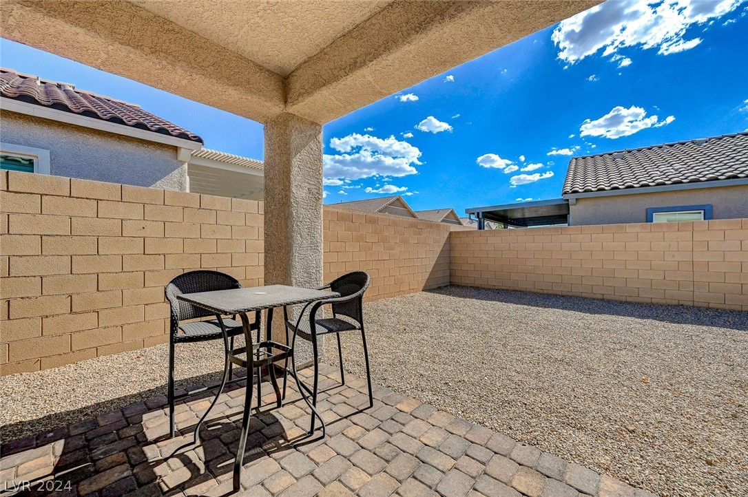 305 Crescent Verse Street