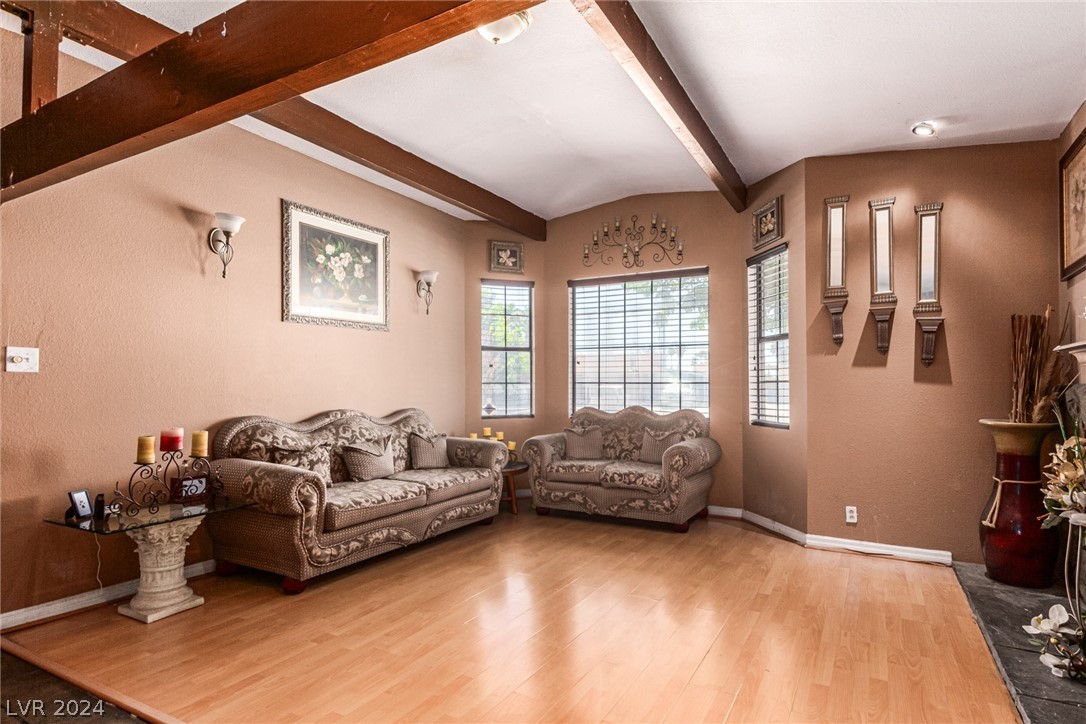 5190 Champions Avenue