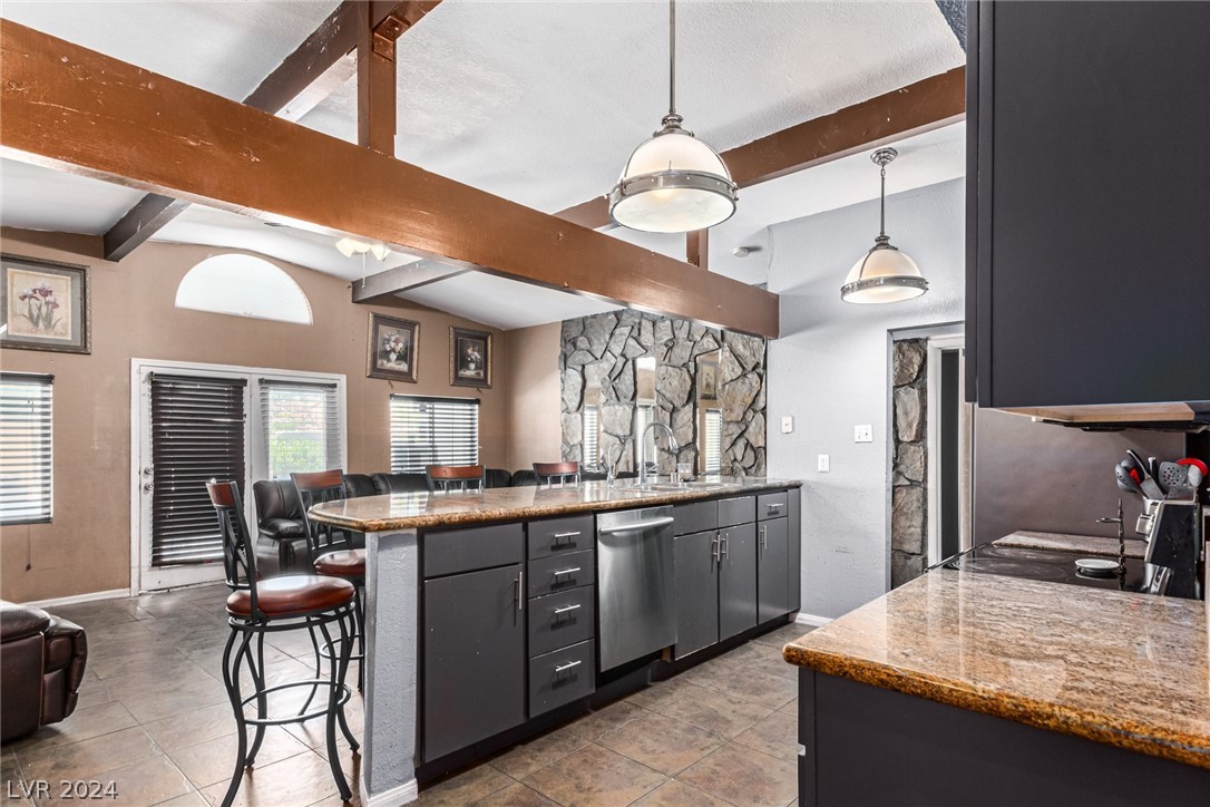 5190 Champions Avenue