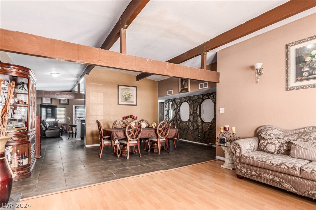 5190 Champions Avenue