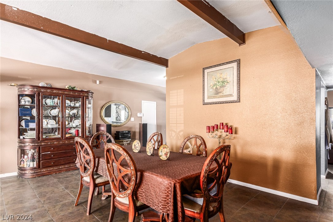 5190 Champions Avenue