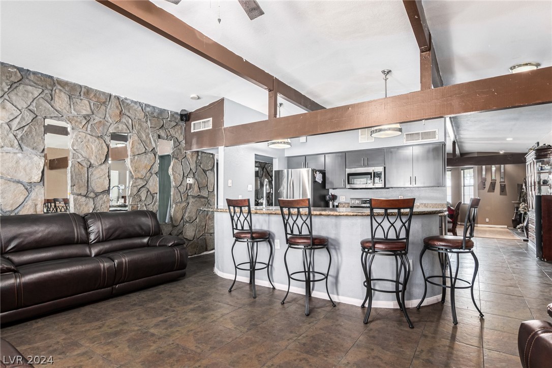 5190 Champions Avenue