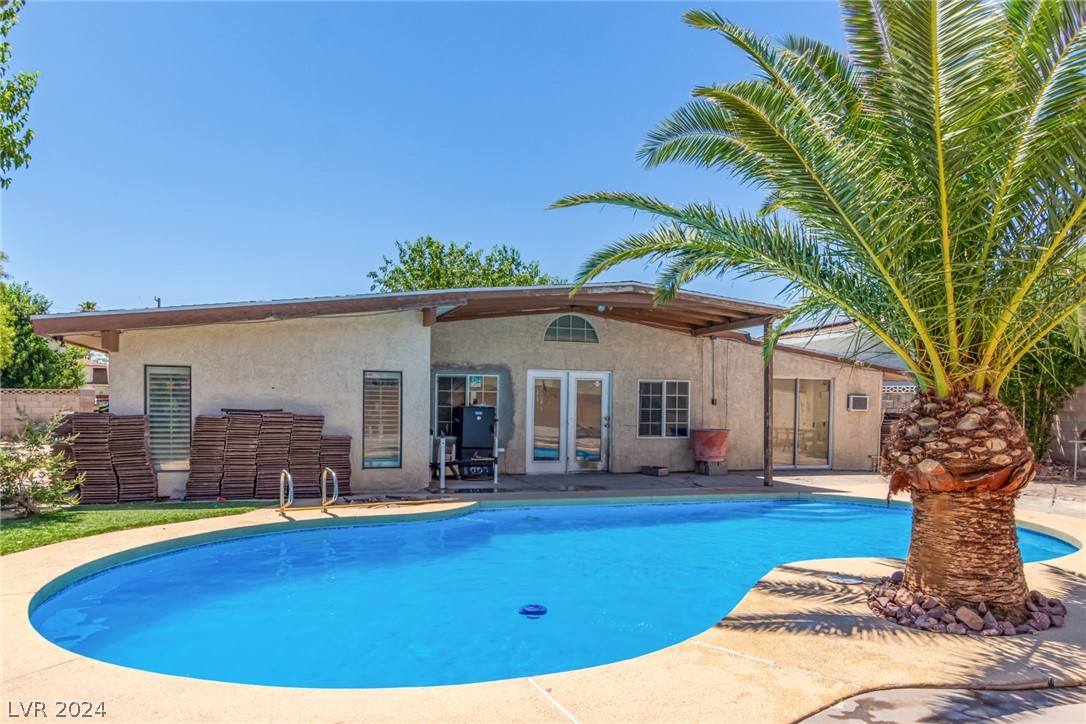 5190 Champions Avenue