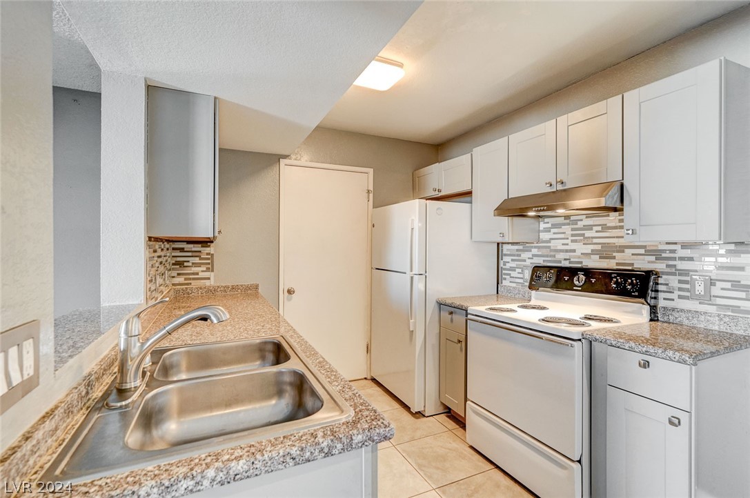 5220 Mission Carmel Lane 107