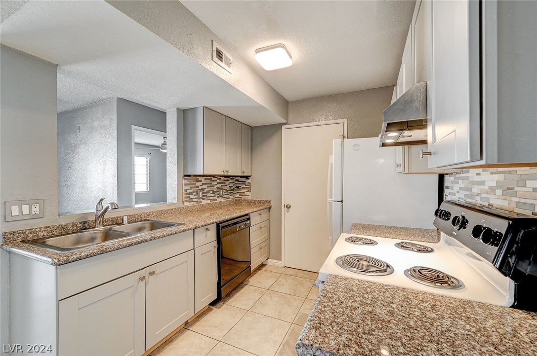 5220 Mission Carmel Lane 107