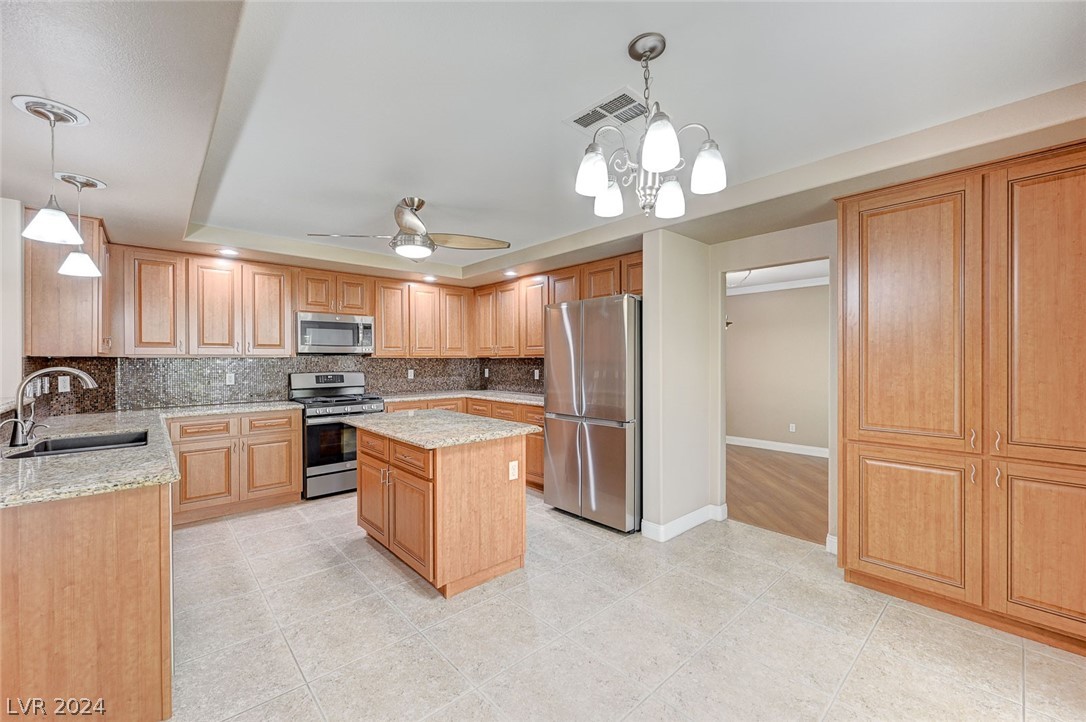 598 Fiddlehead Avenue