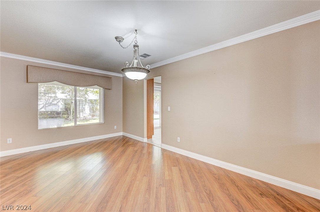 598 Fiddlehead Avenue
