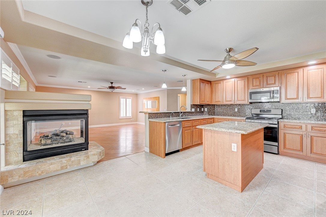 598 Fiddlehead Avenue