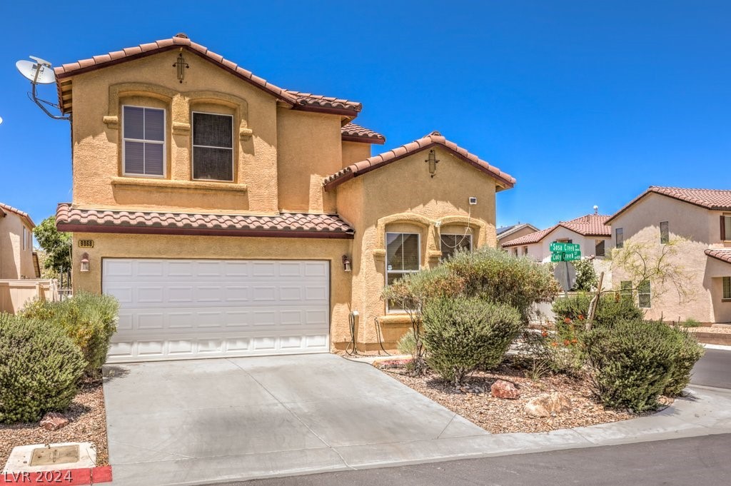 9068 Sosa Creek Avenue