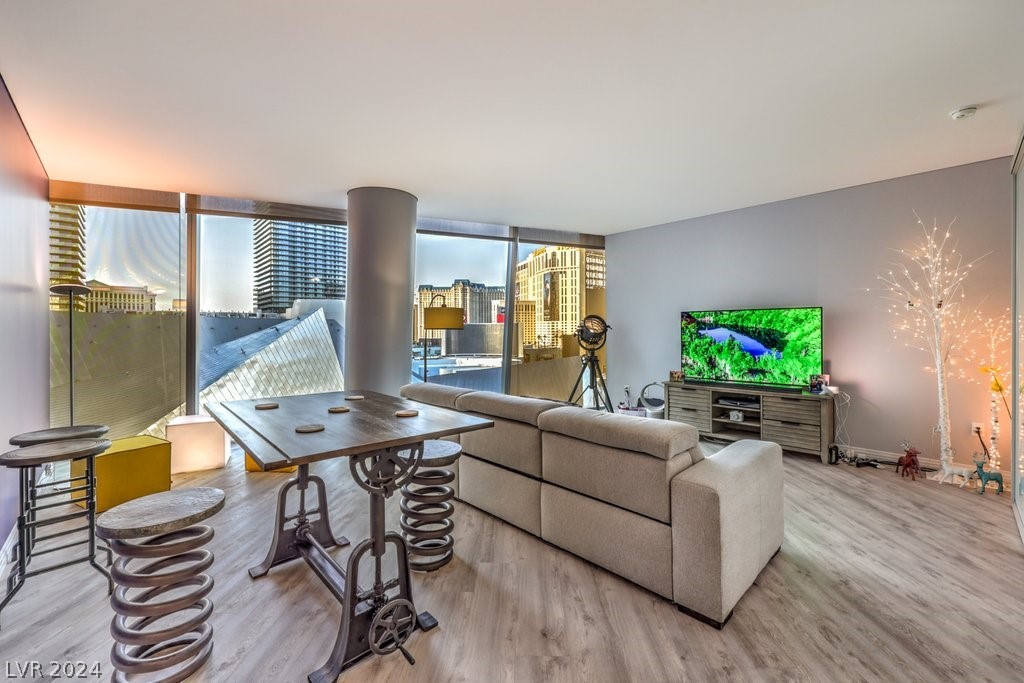 3726 Las Vegas Boulevard 701