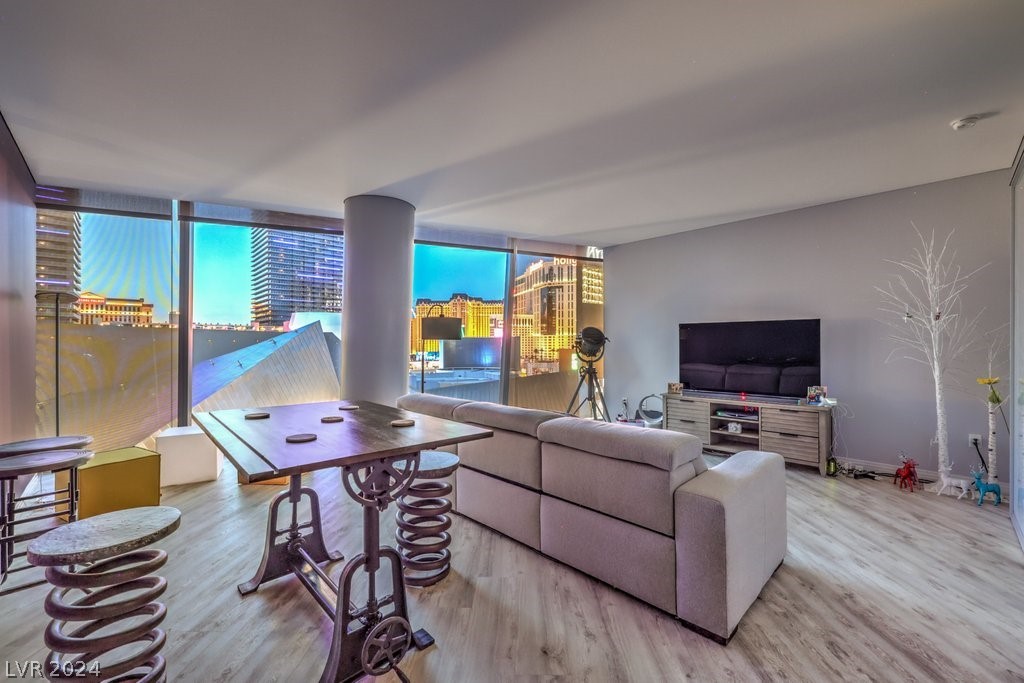 3726 Las Vegas Boulevard 701