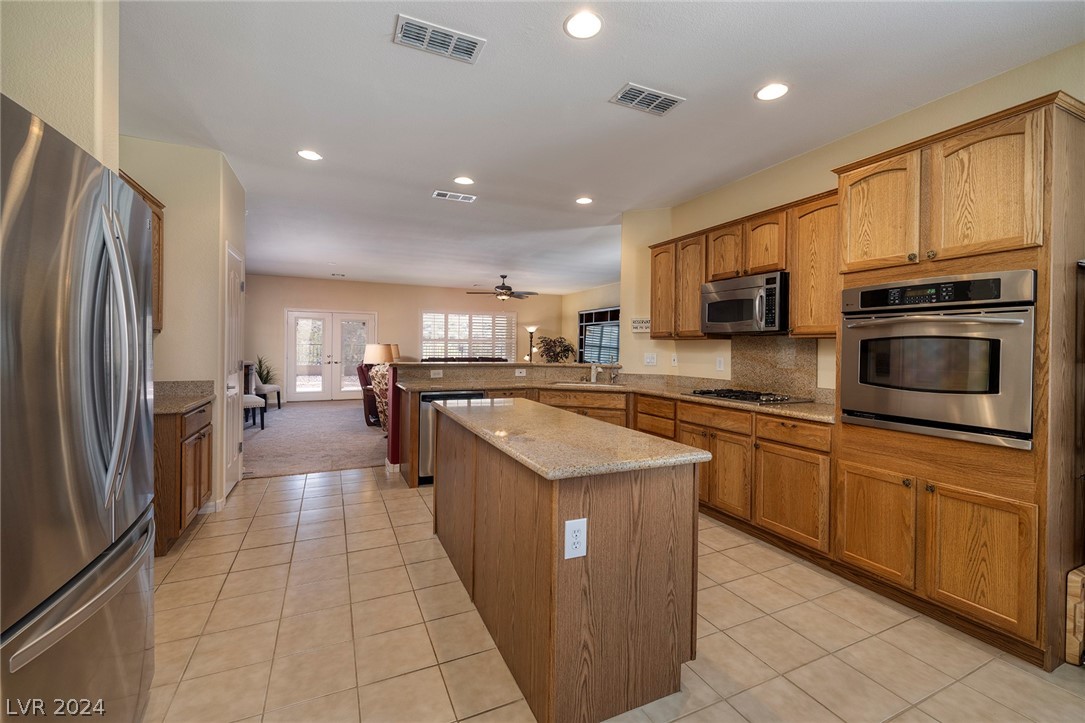 2075 Echo Park Place