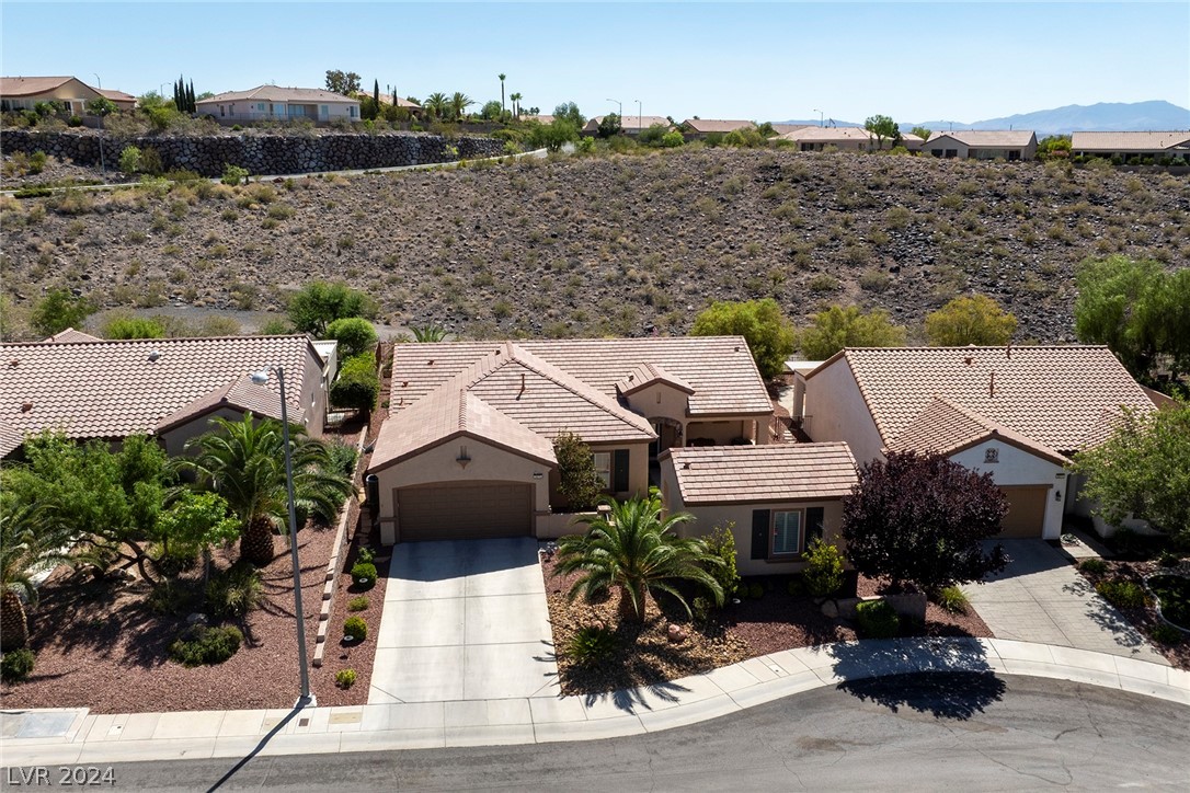 2075 Echo Park Place