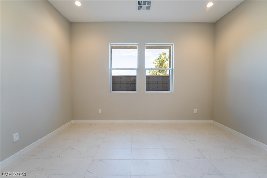 864 Watford Place
