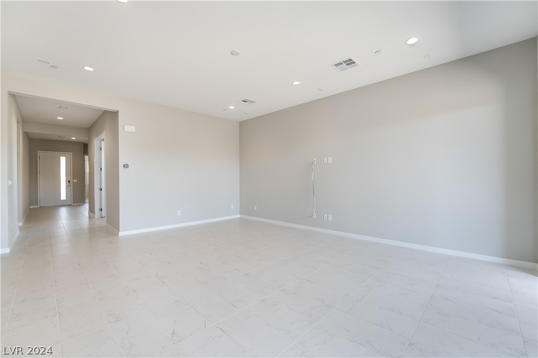 864 Watford Place