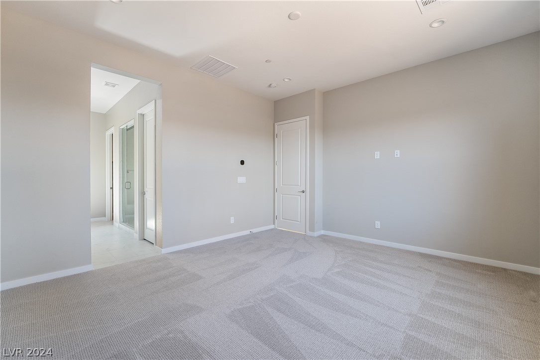 864 Watford Place