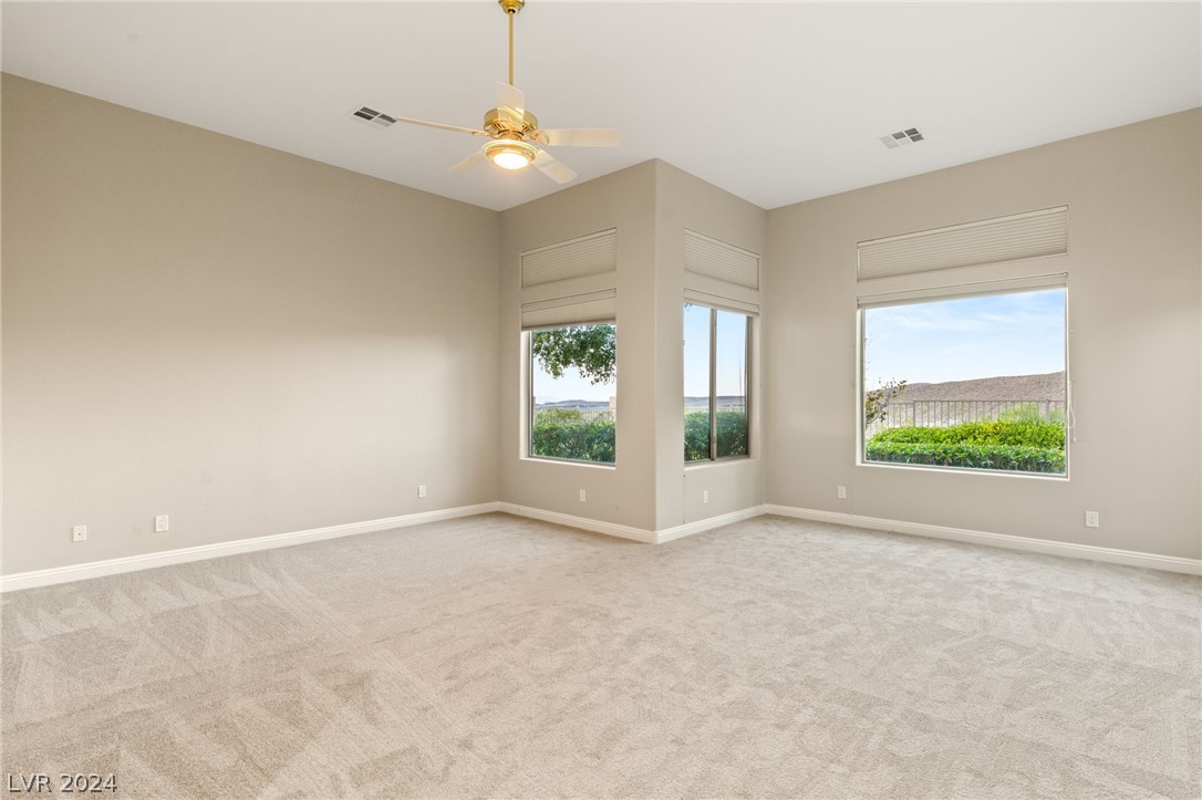 32 Chalet Hills Terrace