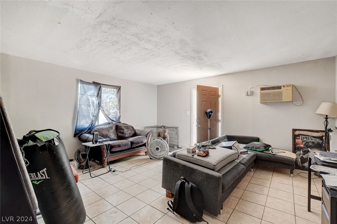 2511 Sunrise Street