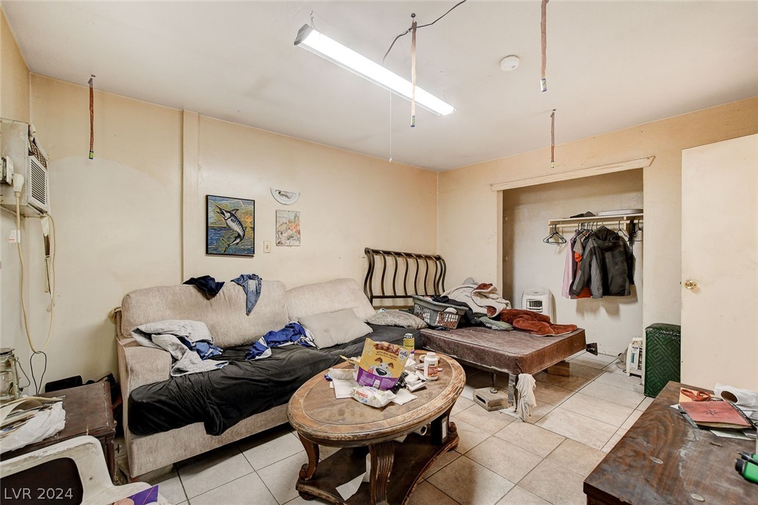 2511 Sunrise Street