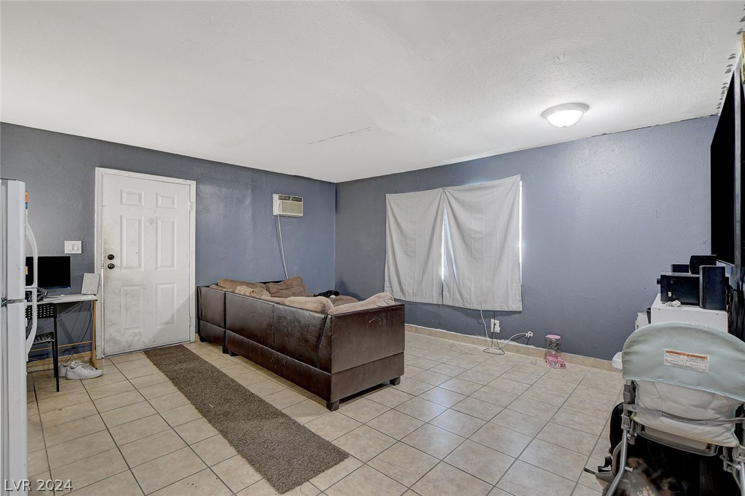 2511 Sunrise Street