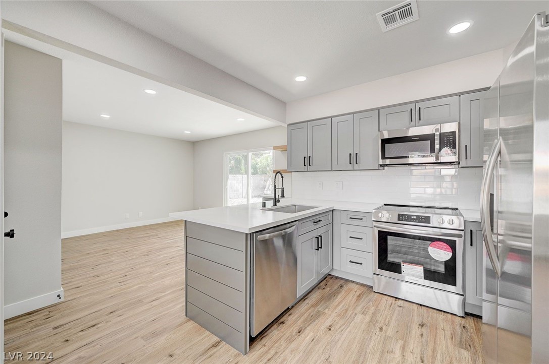 4013 Meadow Valley Lane