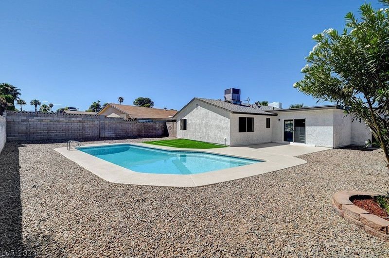 4013 Meadow Valley Lane