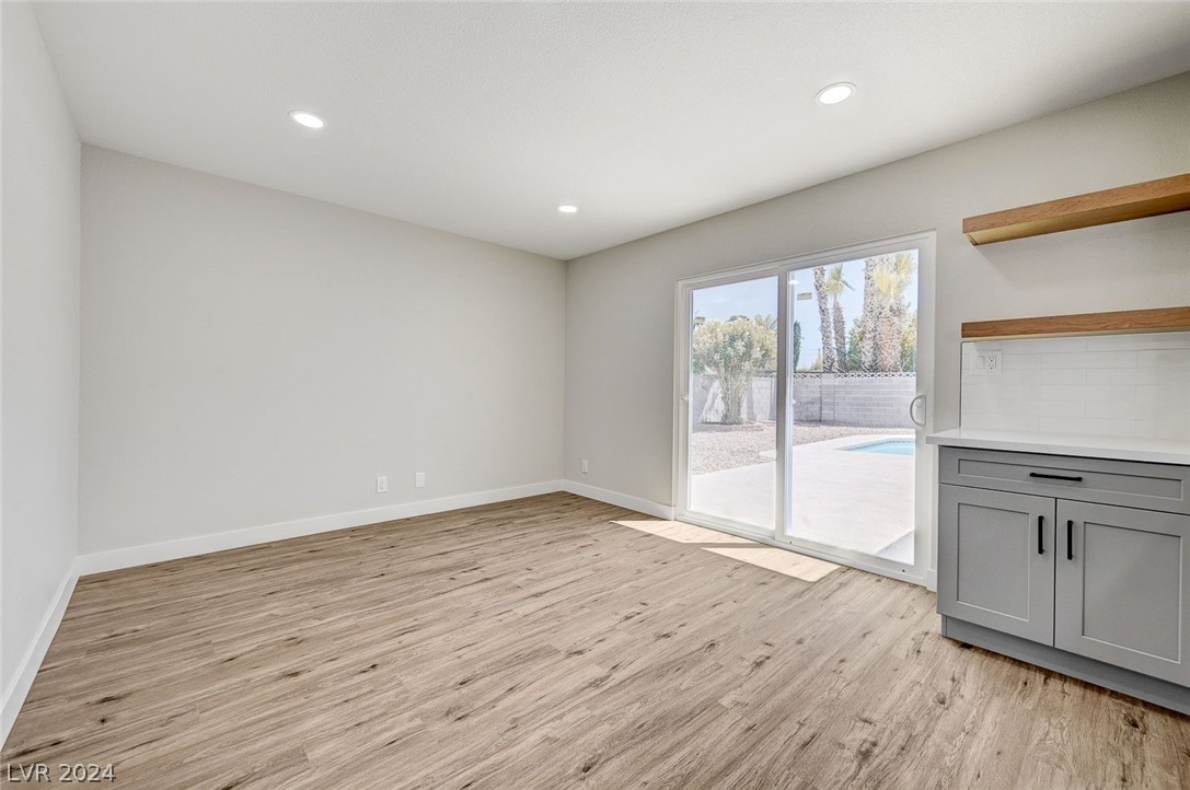 4013 Meadow Valley Lane