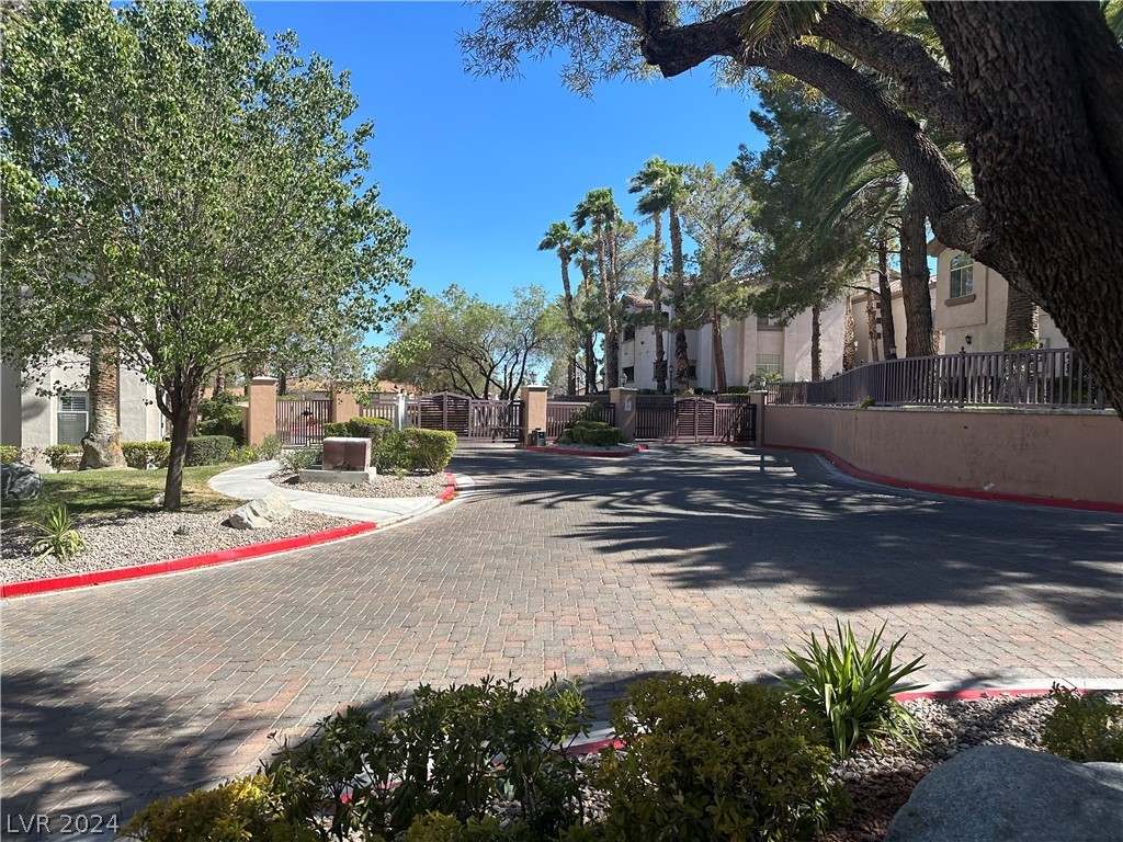 8304 Apple Glaze Avenue 104