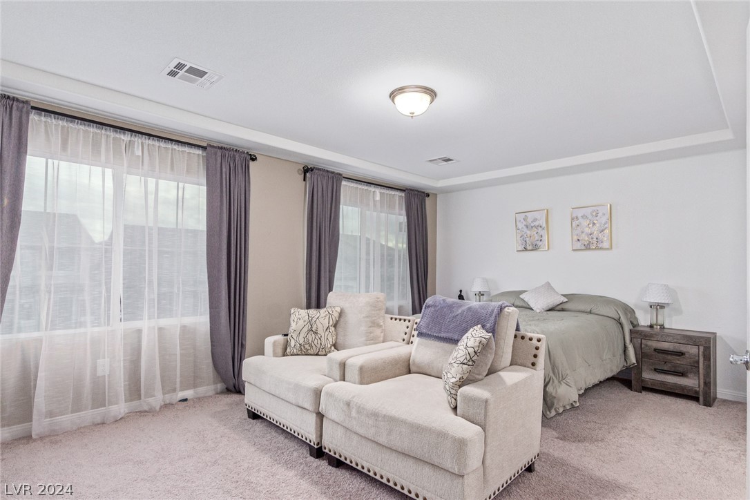 5904 Aurora Gold Avenue