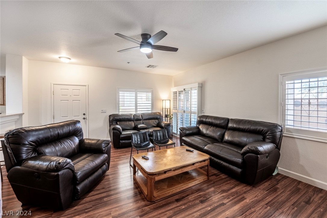 6543 Buster Brown Avenue 103