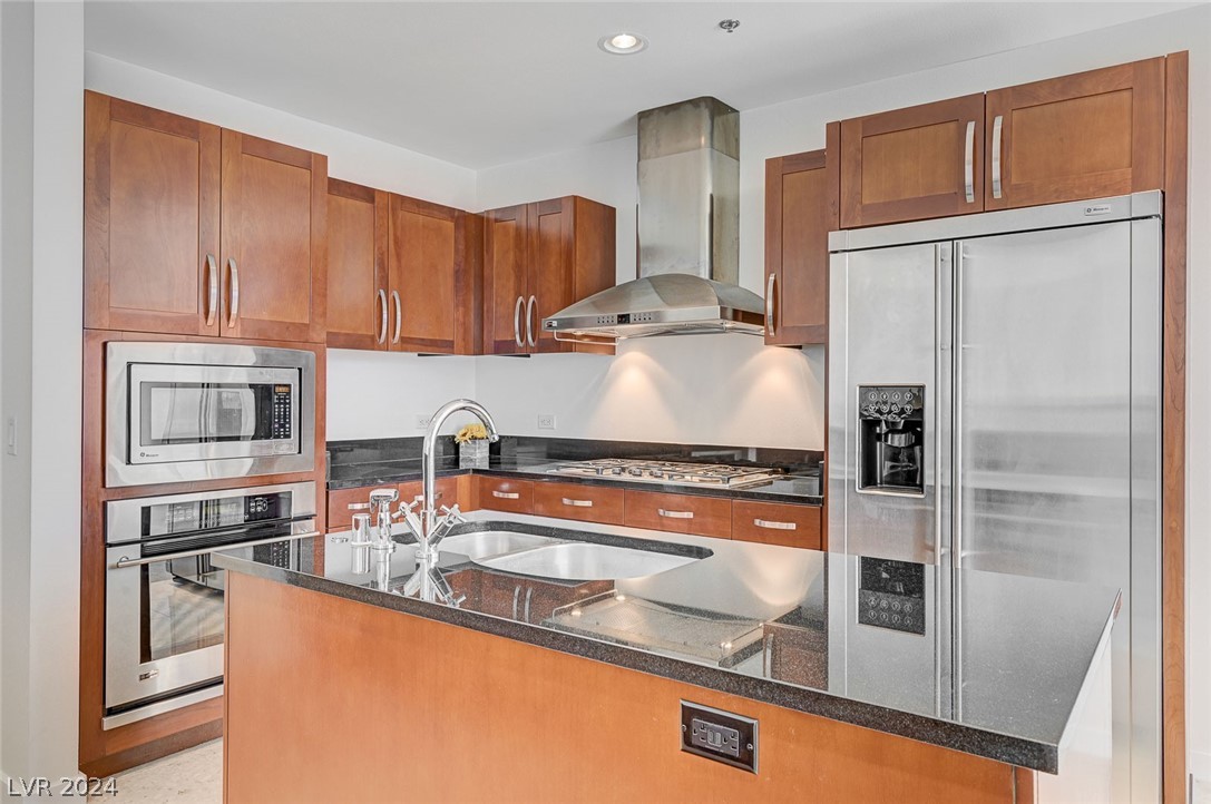4575 Dean Martin Drive 2106