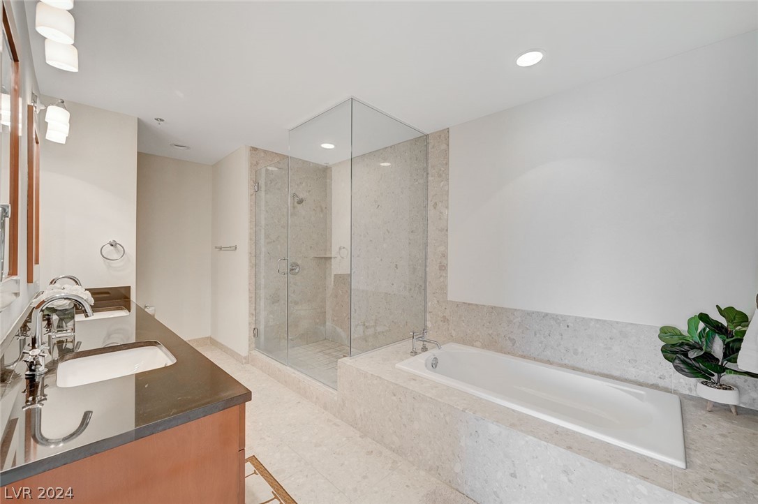 4575 Dean Martin Drive 2106