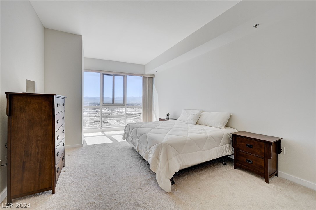 4575 Dean Martin Drive 2106