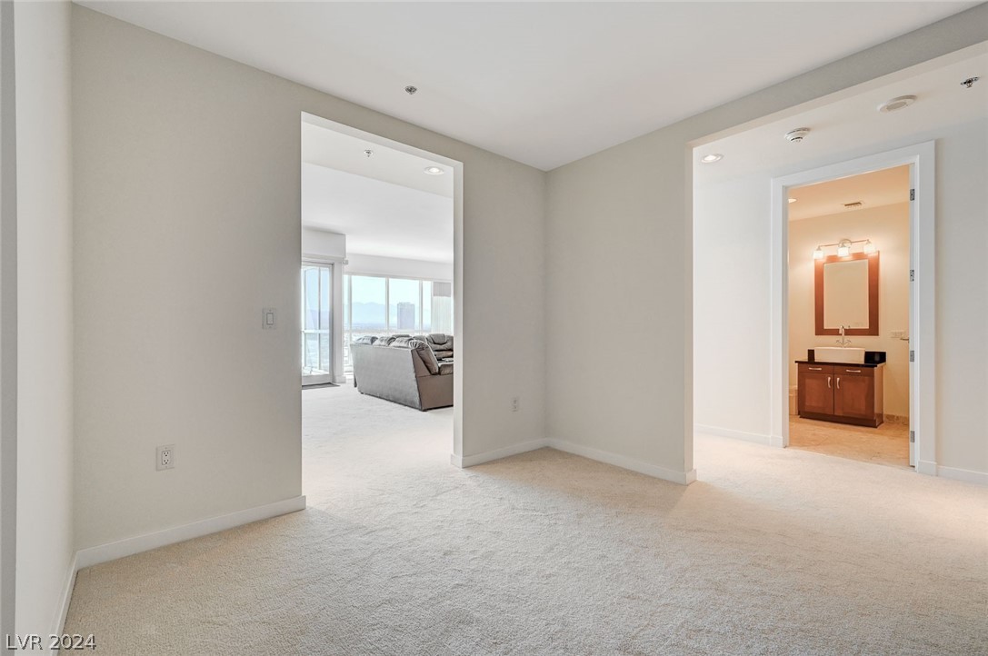 4575 Dean Martin Drive 2106