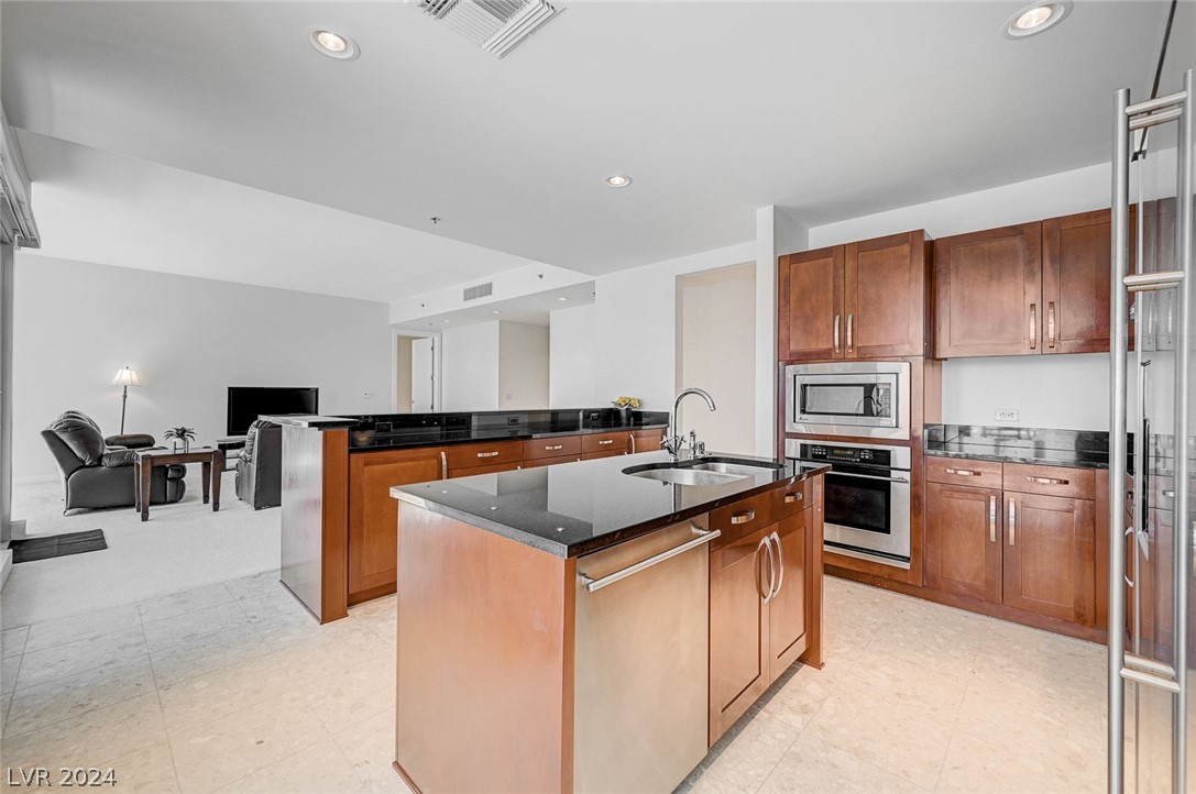 4575 Dean Martin Drive 2106