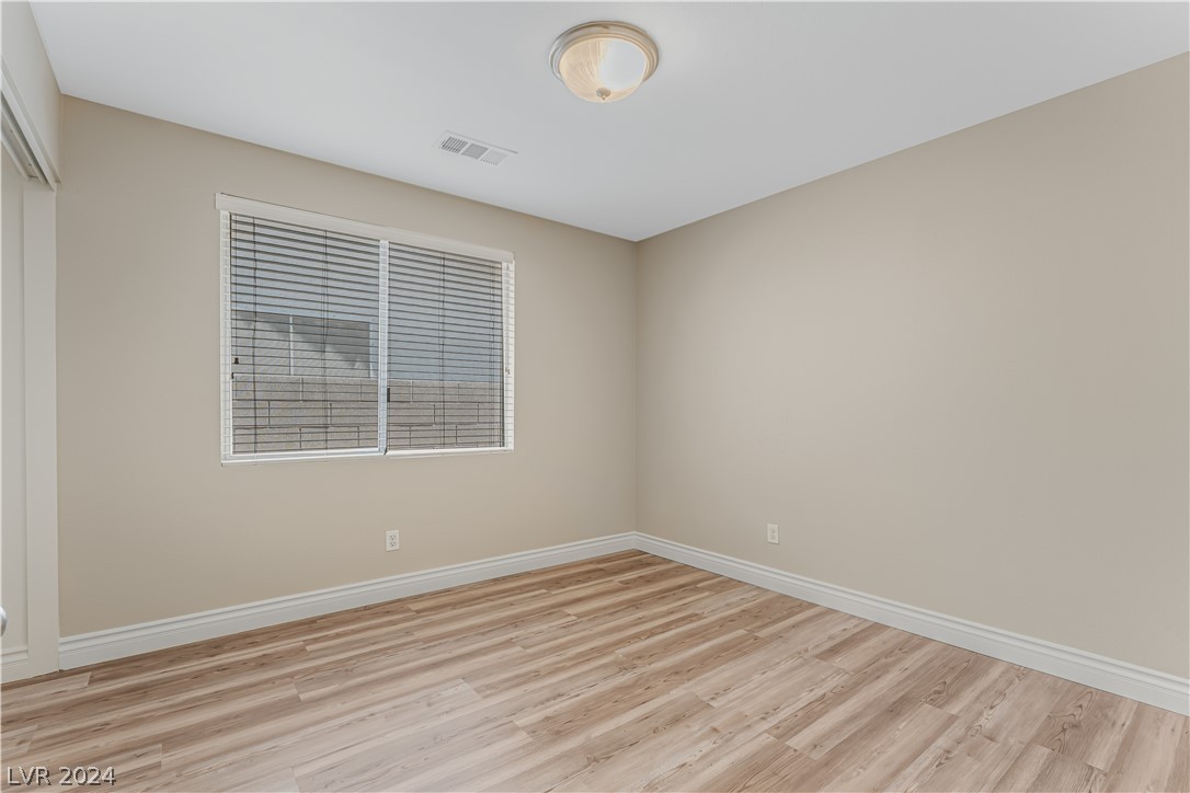 1386 Sun Pillars Avenue