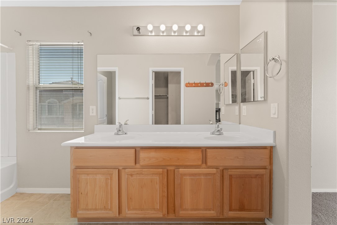 3504 Hazelnut Pine Place 1