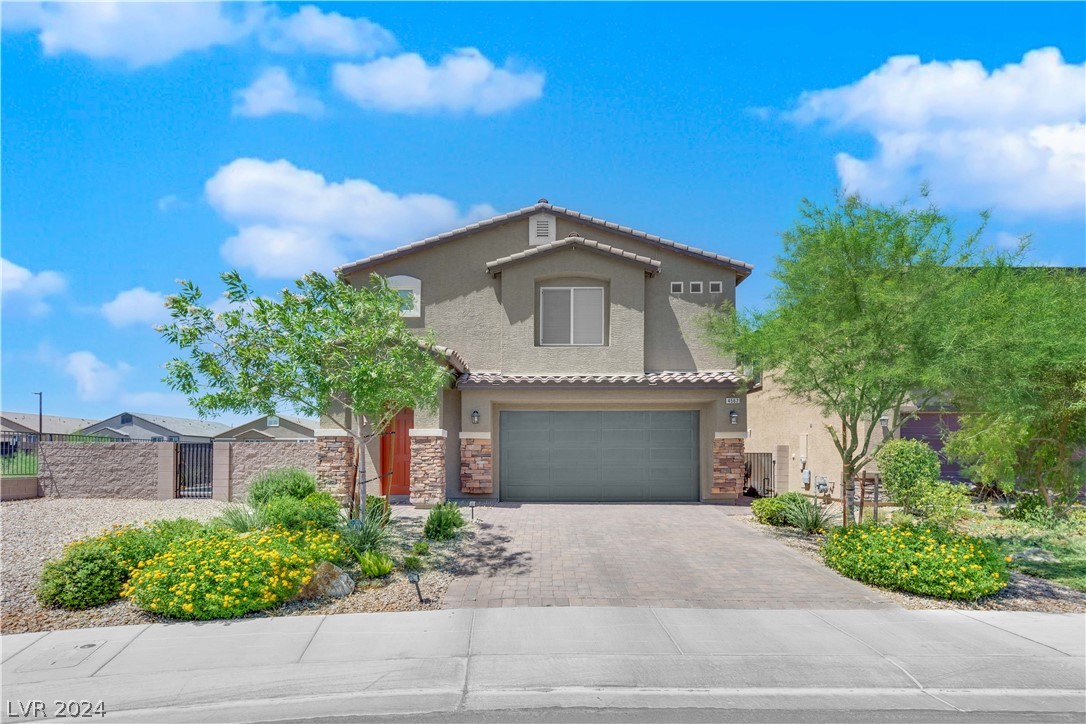 4562 Solitude Falls Avenue