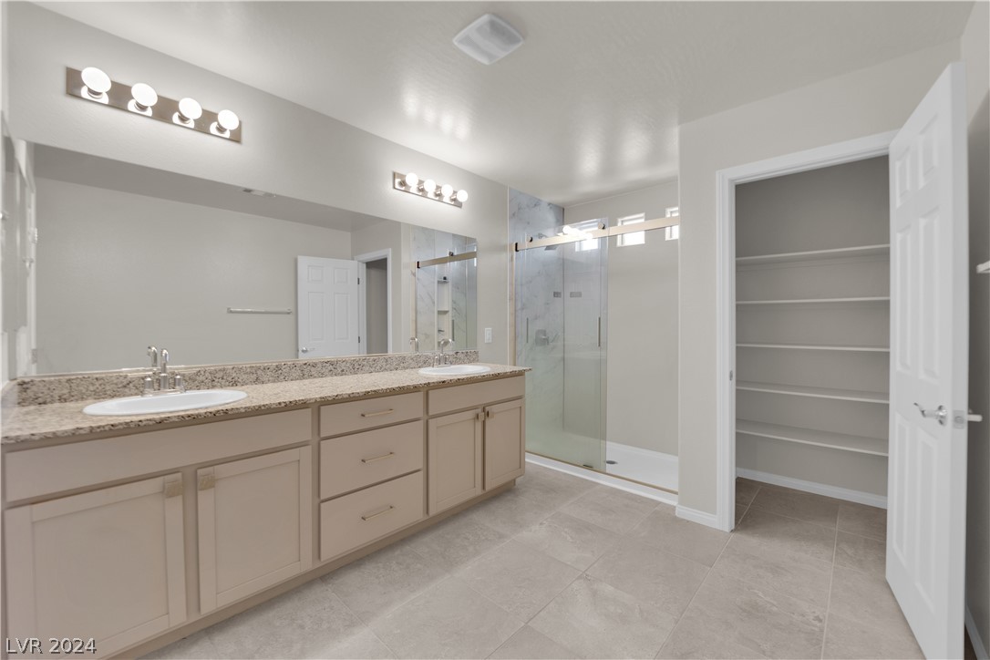 4562 Solitude Falls Avenue