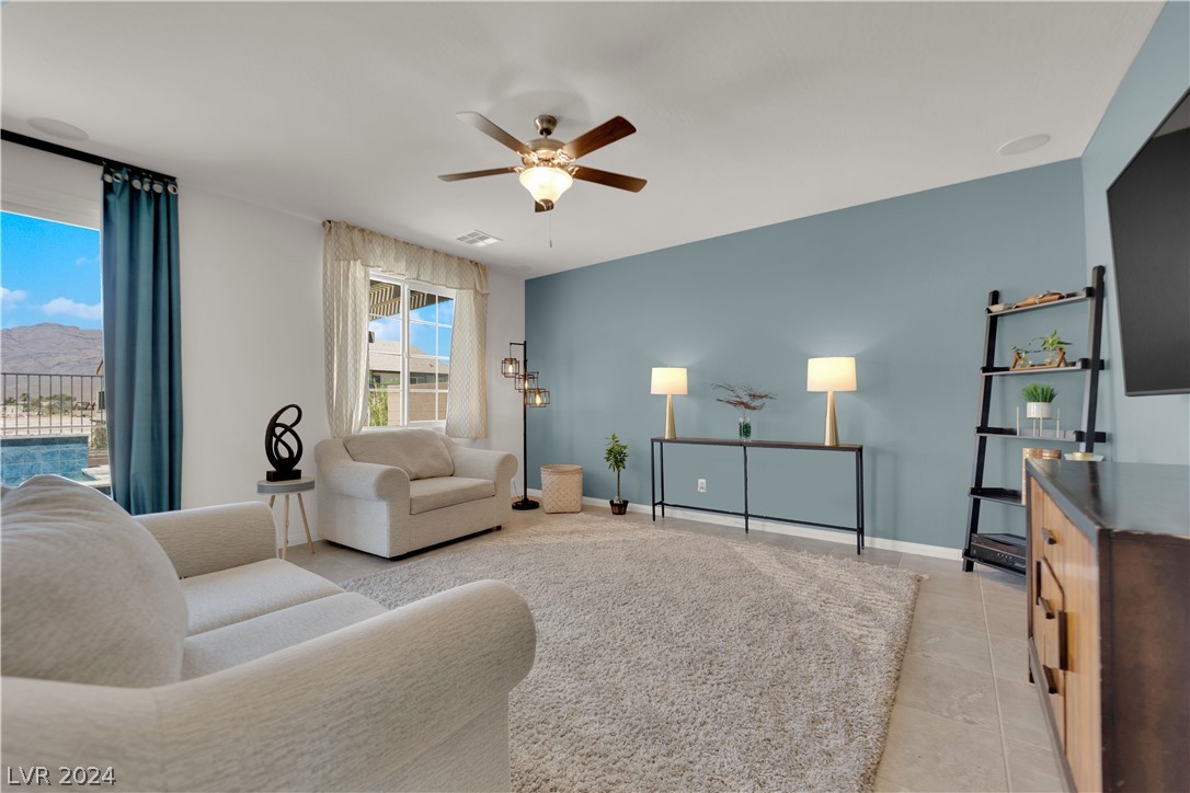 4562 Solitude Falls Avenue