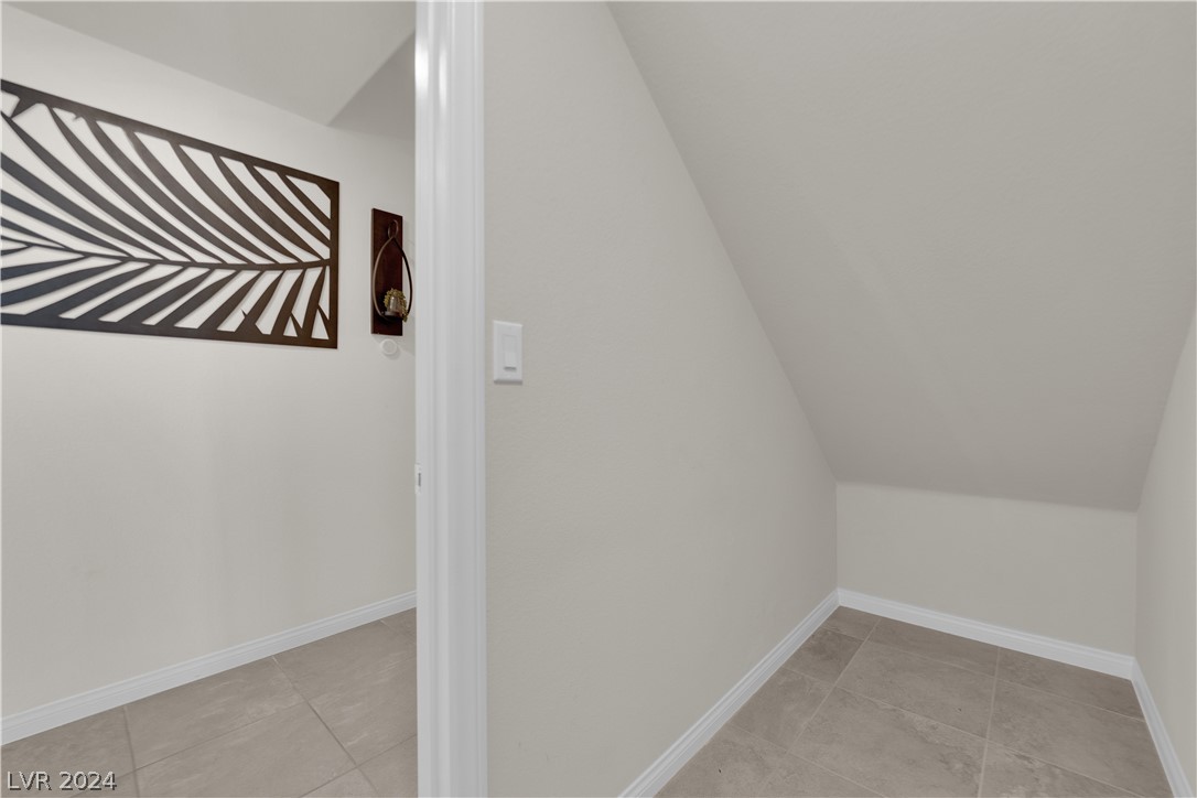 4562 Solitude Falls Avenue