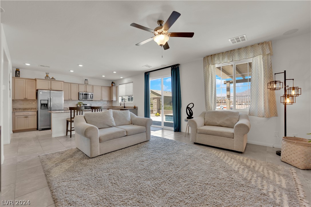 4562 Solitude Falls Avenue