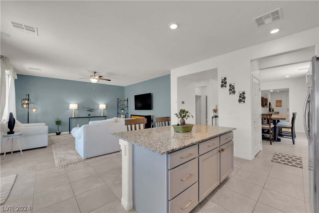 4562 Solitude Falls Avenue