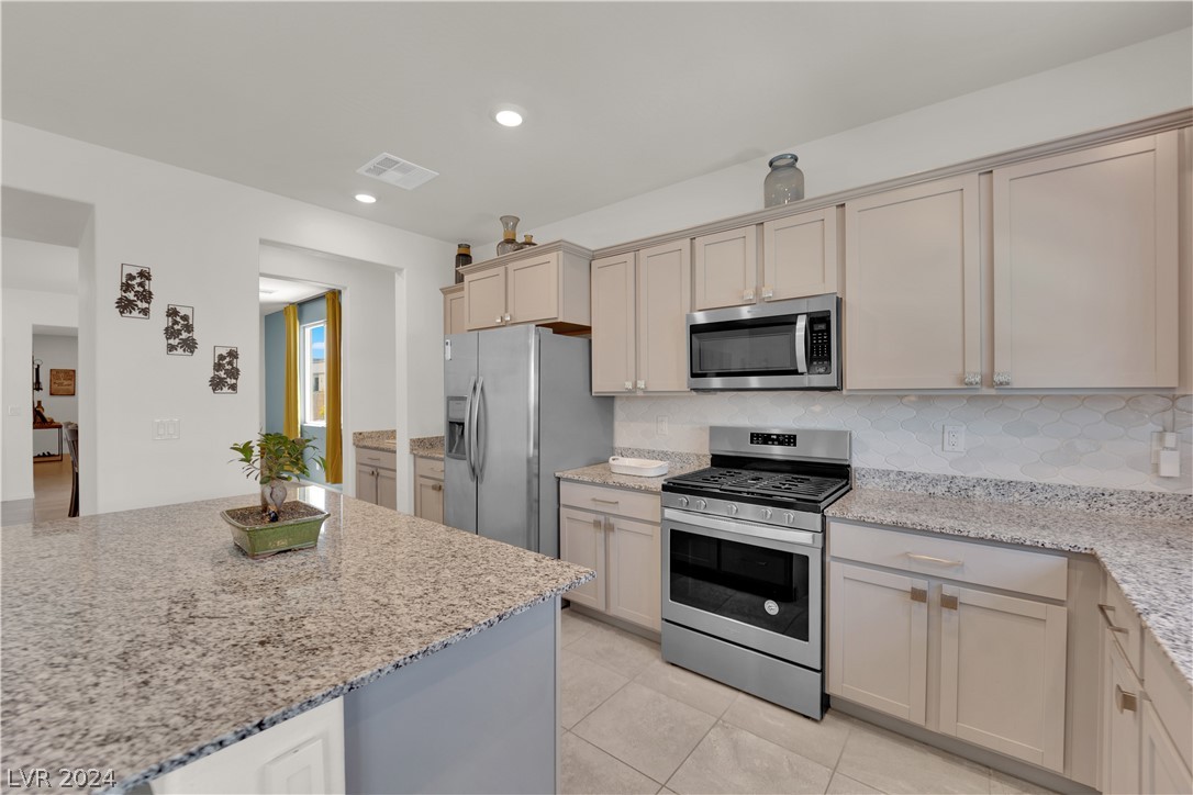 4562 Solitude Falls Avenue