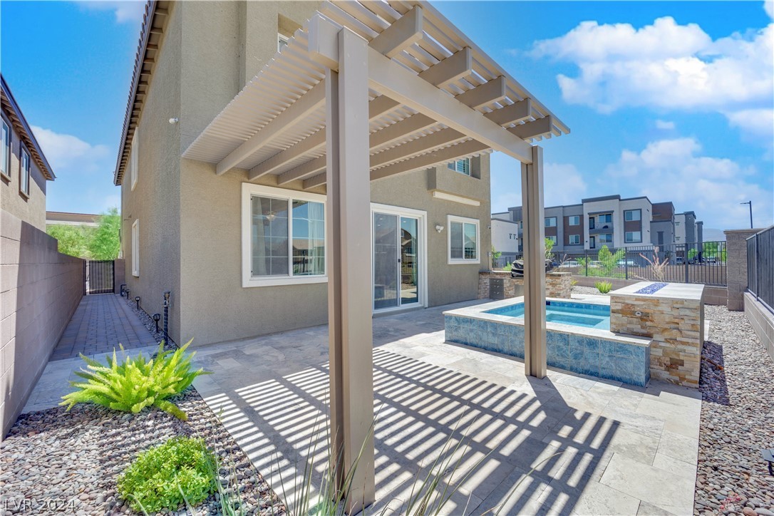 4562 Solitude Falls Avenue