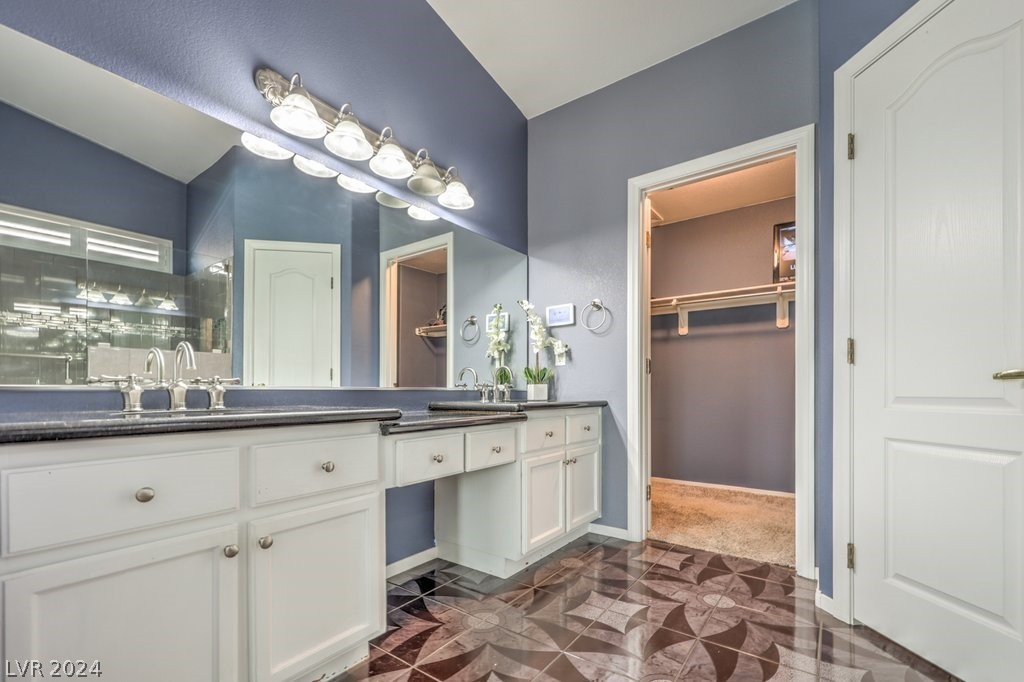 5129 Carolina Mist Street