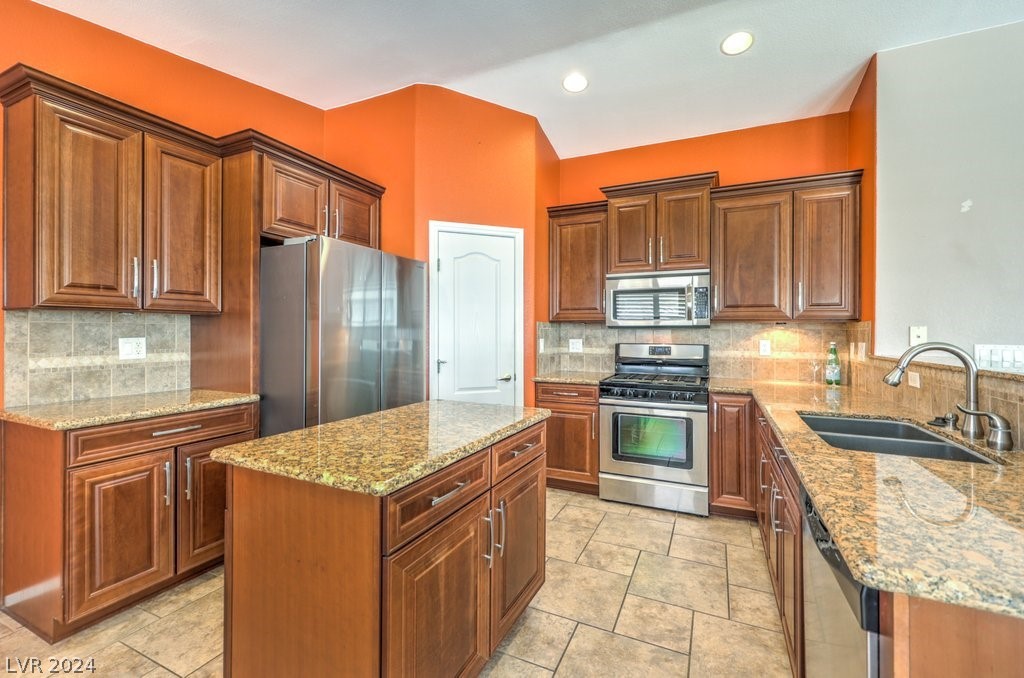 5129 Carolina Mist Street