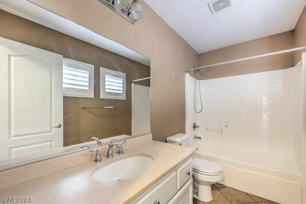 5129 Carolina Mist Street