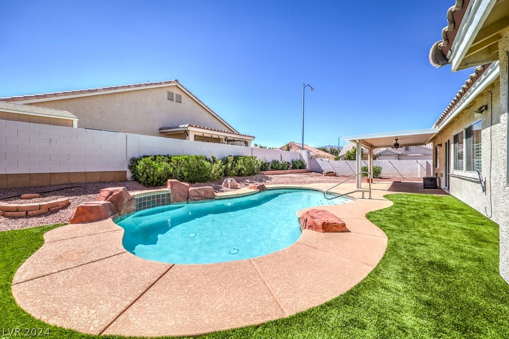 5129 Carolina Mist Street